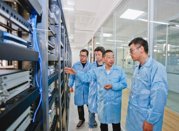 新时代奋斗者丨\